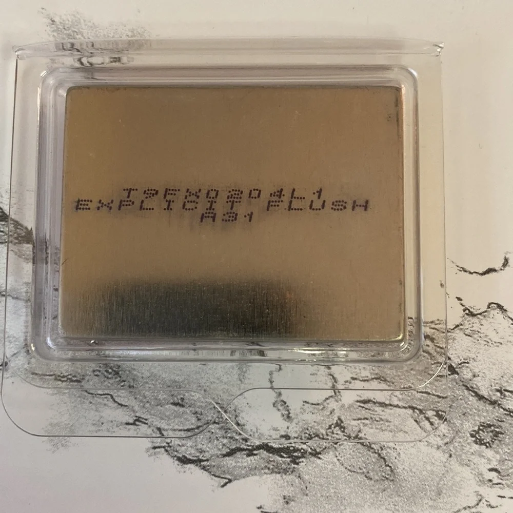 NWOB Tom Ford Shade + Illuminate Blush: explicit flush Never used No box